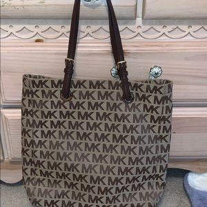 Michael Kors Tote